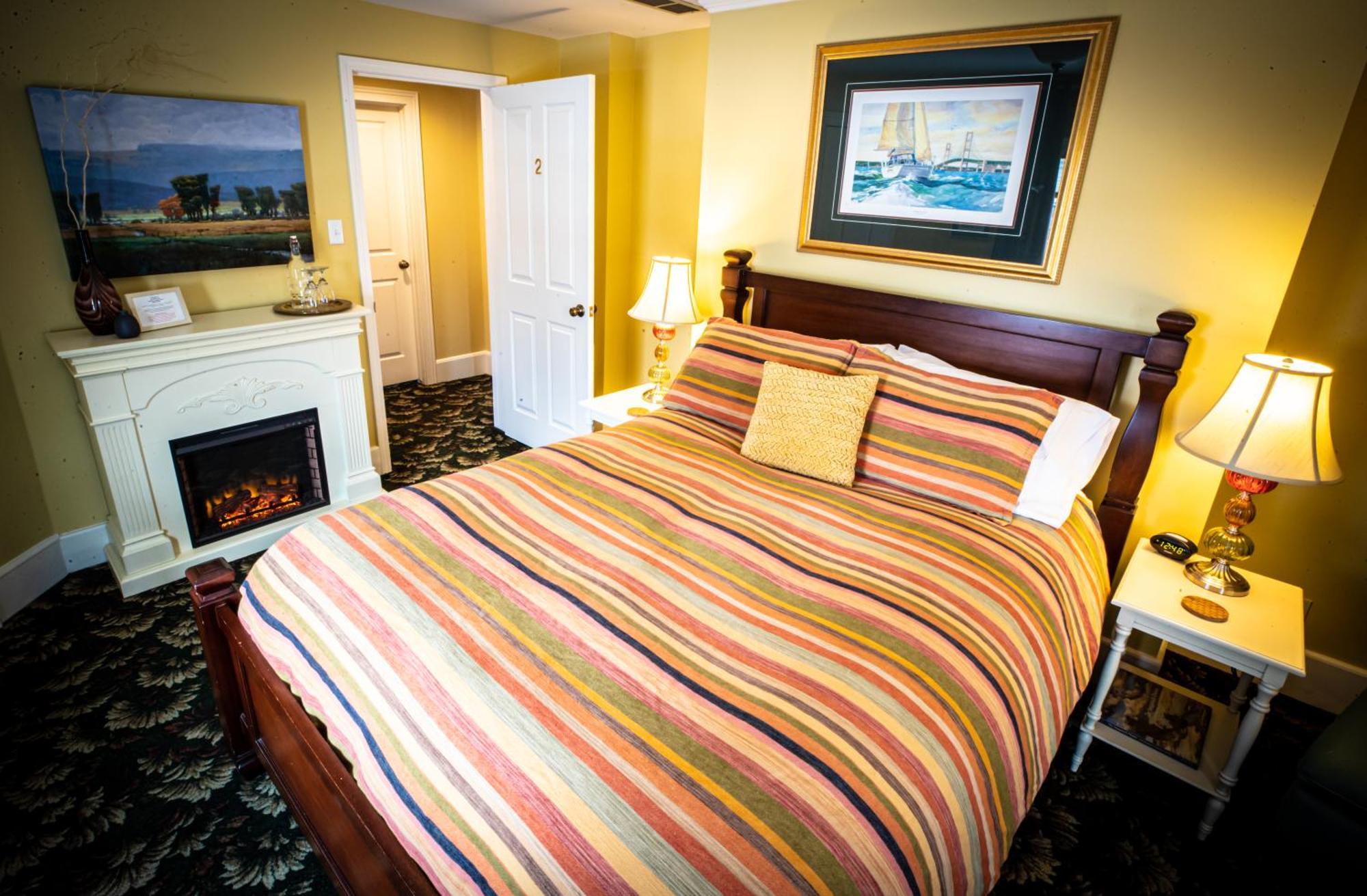 סאוגטוק Twin Oaks Inn מראה חיצוני תמונה